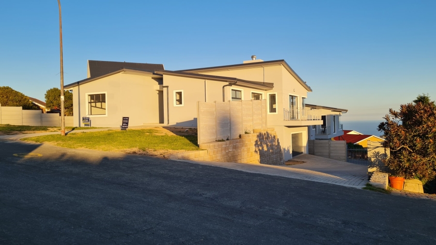 3 Bedroom Property for Sale in Dana Bay Western Cape